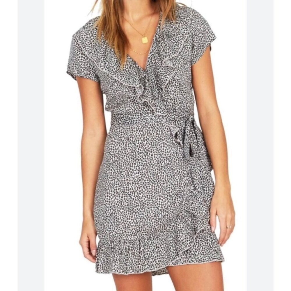 AMUSE SOCIETY CHEETAH WRAP COCKTAIL DRESS WHITE/BLACK REVOLVE SUMMER RESORT, BEA